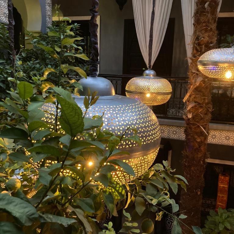 Riad Des Mile Nuits Vila Marraquexe Exterior foto