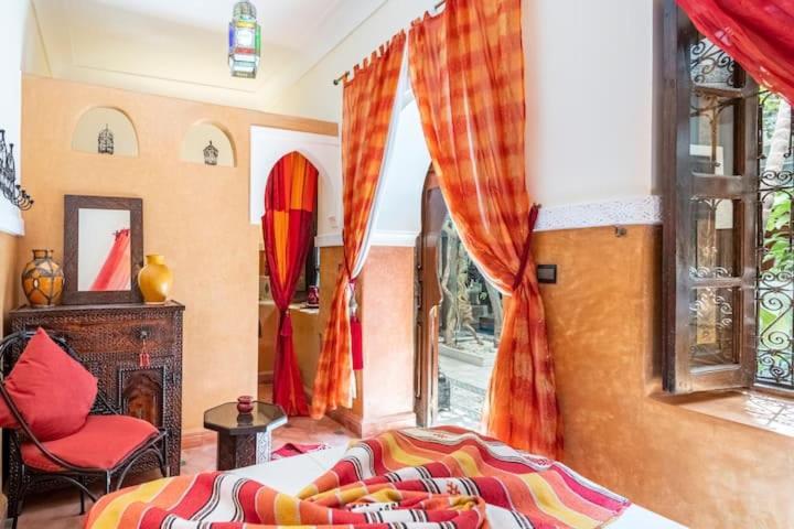 Riad Des Mile Nuits Vila Marraquexe Exterior foto